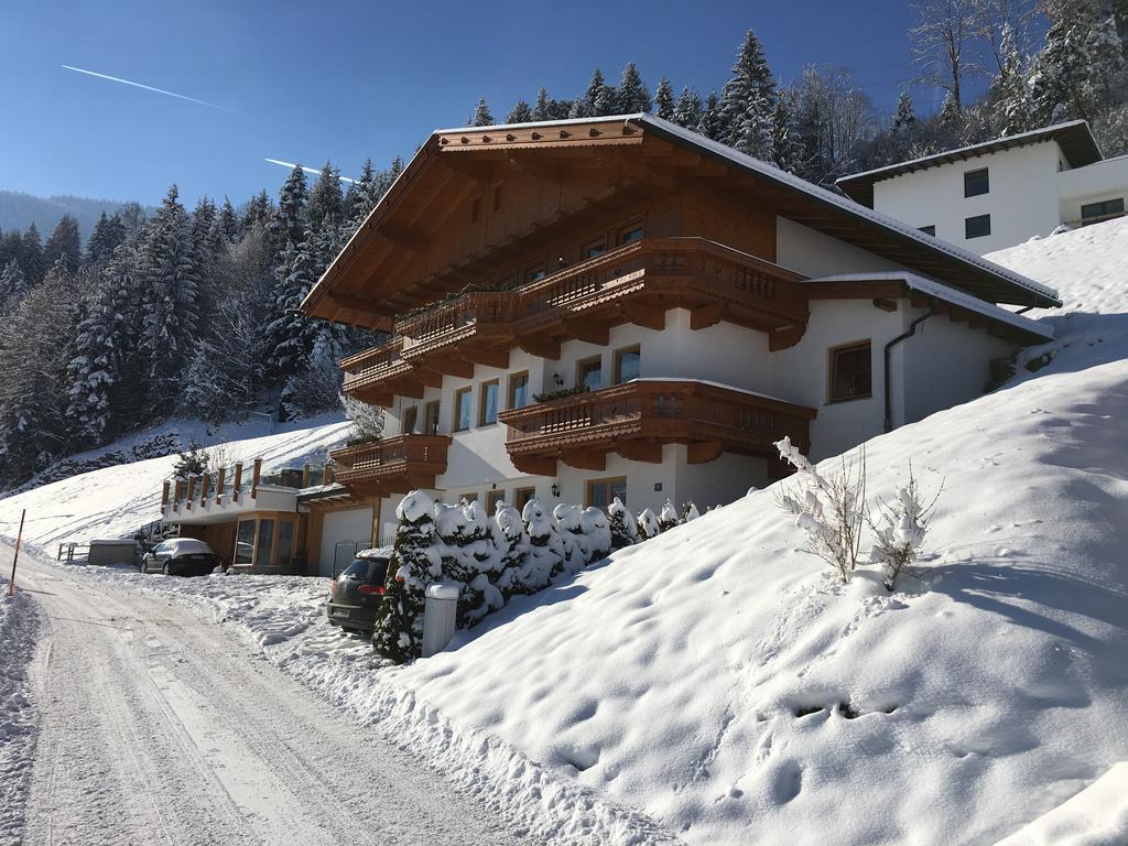 Апартаменты Landhaus Rieder Im Zillertal Aschau Im Zillertal Экстерьер фото