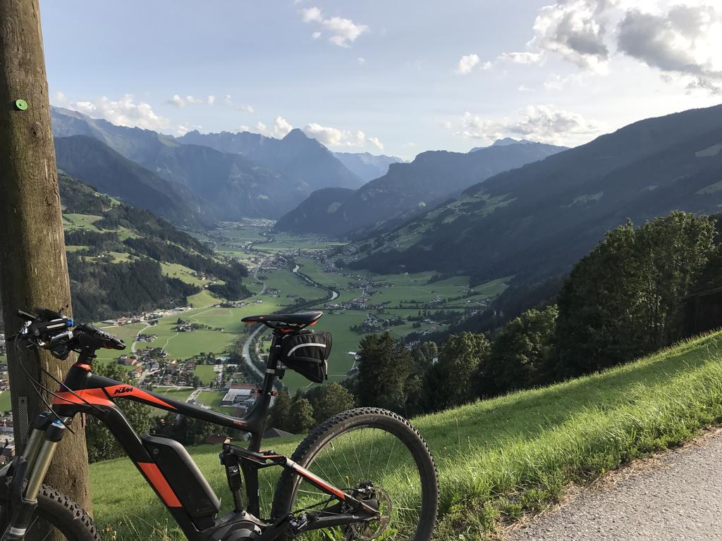 Апартаменты Landhaus Rieder Im Zillertal Aschau Im Zillertal Экстерьер фото