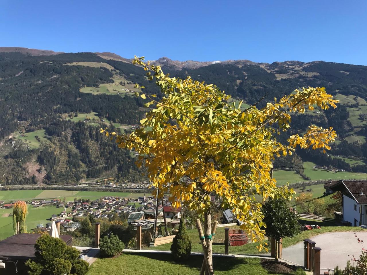 Апартаменты Landhaus Rieder Im Zillertal Aschau Im Zillertal Экстерьер фото